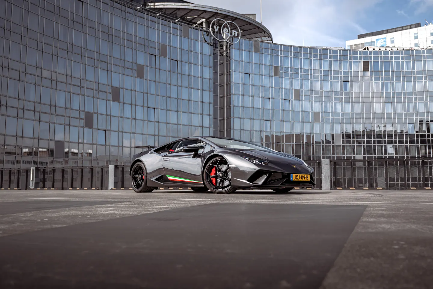 Automotive photography by Frame That Visual — DSC09354