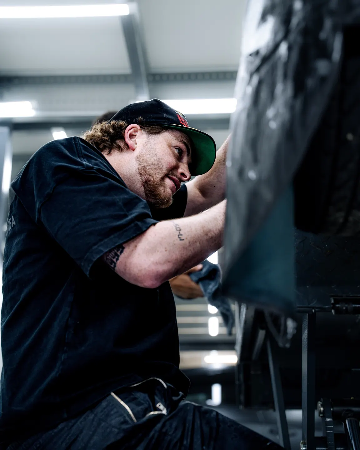 Detail work on a car at Kroon Customizing